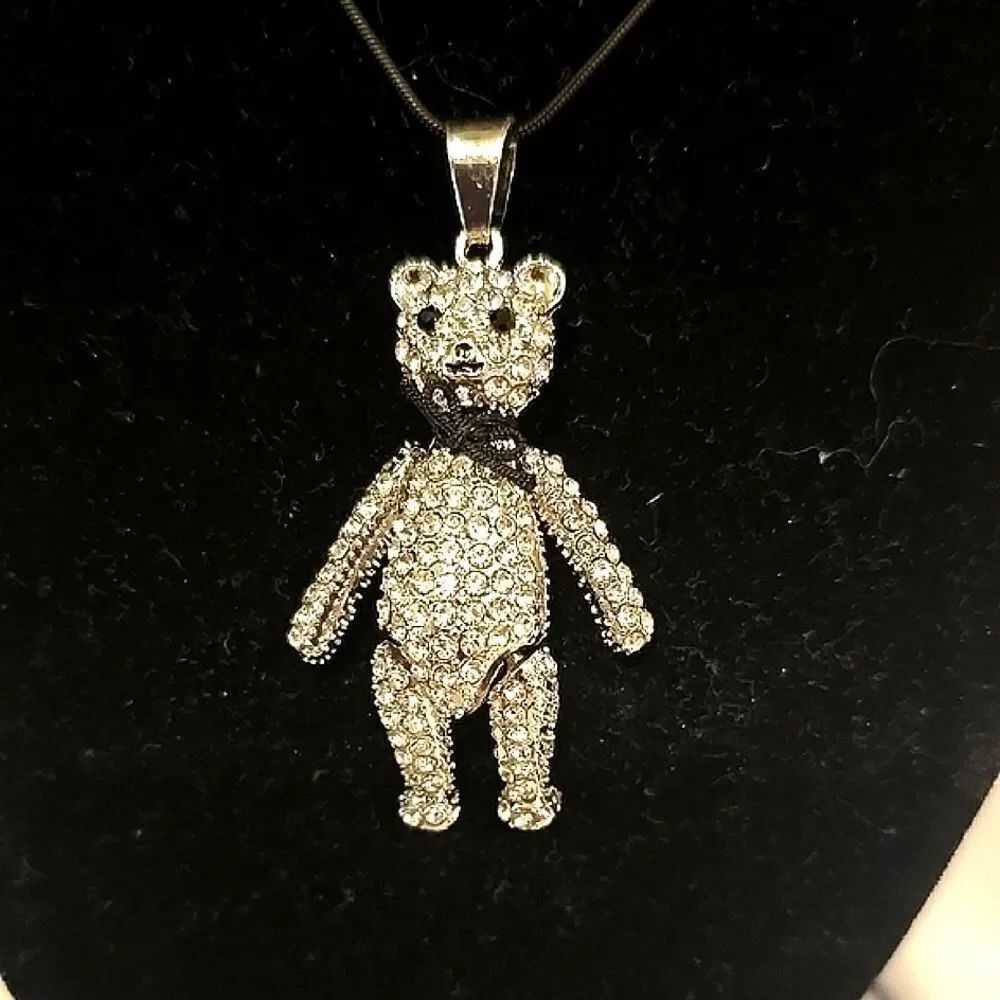 Sparkling Bear Pendant Necklace,Genuine AUSTRIAN CRYSTAL! NWOT! Very Bling!